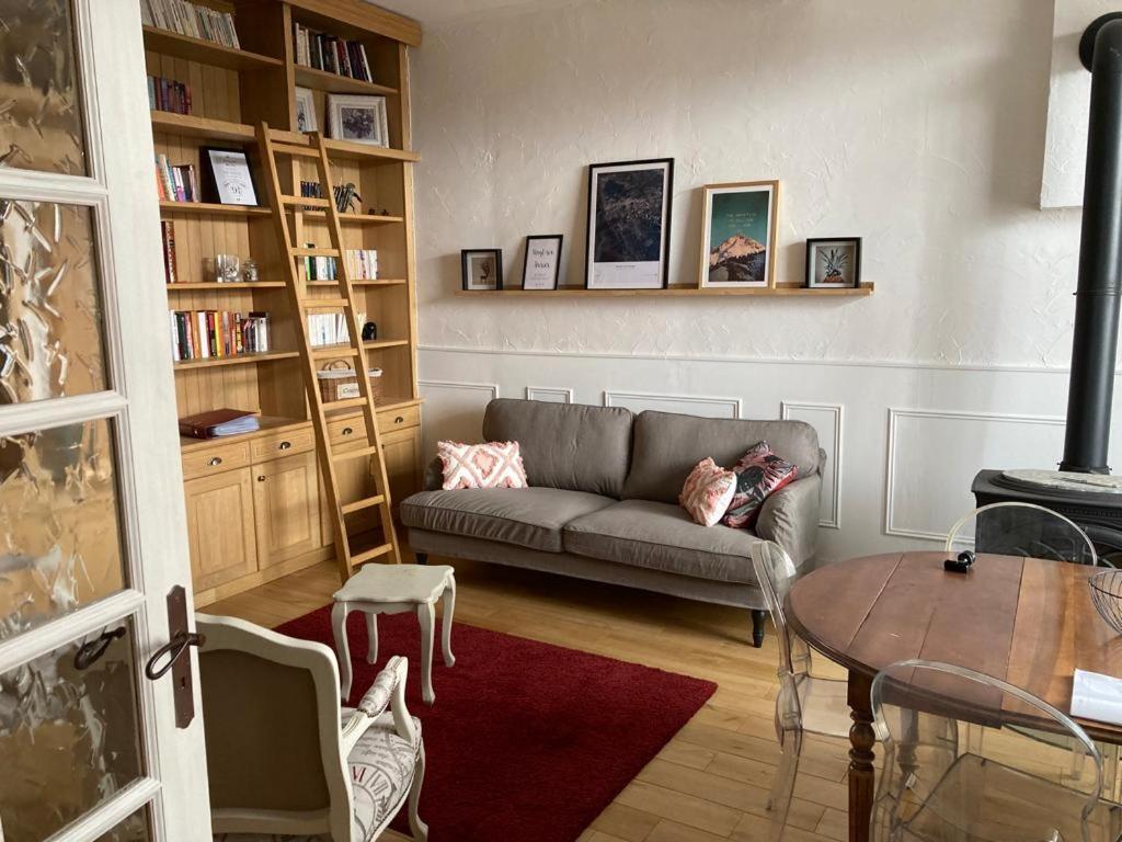 Usson-en-ForezBelle Maison De Famille别墅 外观 照片